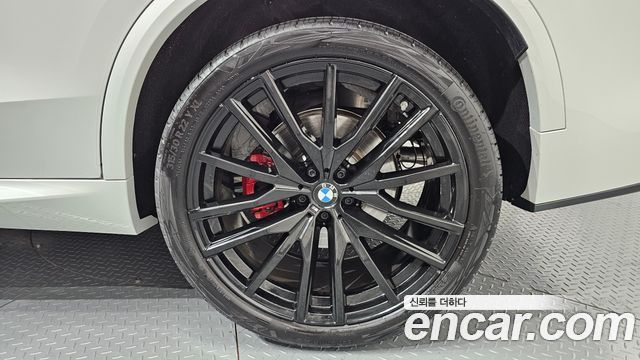 BMW X5 xDrive 40d M Sport Pro — пробег 4 081 км — фото 5 из 5