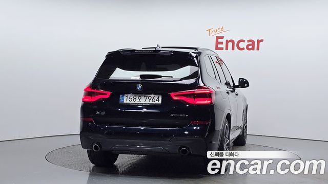 BMW X3 xDrive 30e M sports Online Exclusive Edition — пробег 93 936 км — фото 4 из 5