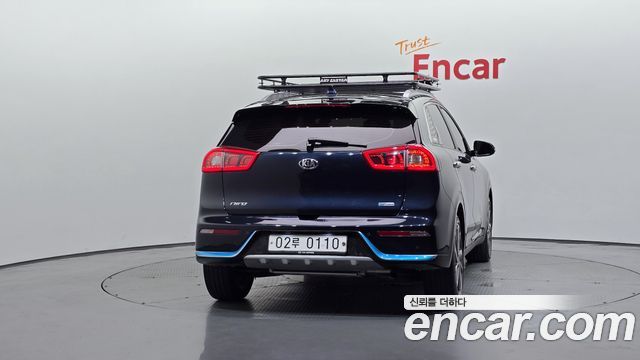 Kia Niro Noblesse — пробег 33 121 км — фото 4 из 5
