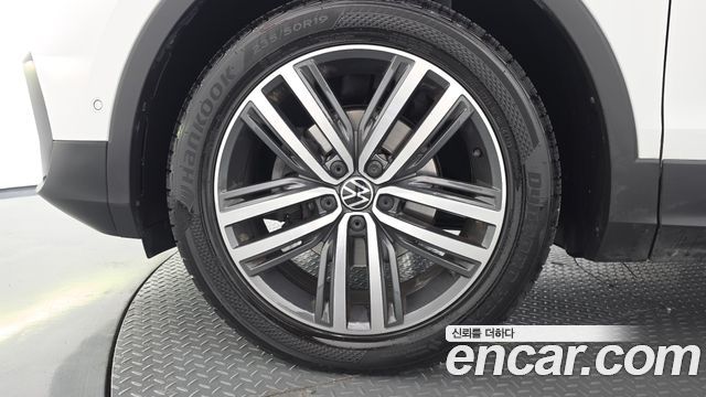 Volkswagen Tiguan из Кореи Encar