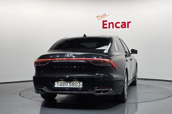 Hyundai Grandeur Calligraphy — пробег 204 119 км — фото 4 из 5