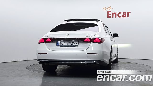 Mercedes-Benz E-Class из Кореи Encar