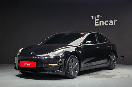 Tesla Model 3 Long Range AWD — пробег 56 081 км — фото 1 из 5
