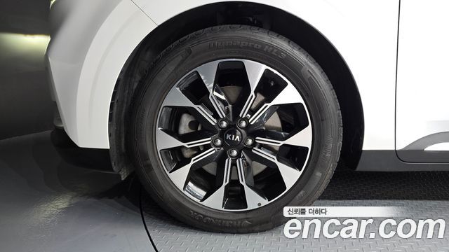 Kia Carnival 9-Seater Noblesse — пробег 67 824 км — фото 5 из 5