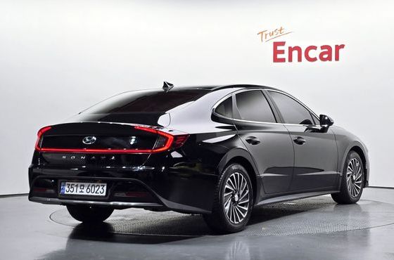 Hyundai Sonata Premium Plus — пробег 72 743 км — фото 2 из 5