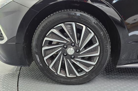 Hyundai Sonata Premium Plus — пробег 72 743 км — фото 5 из 5