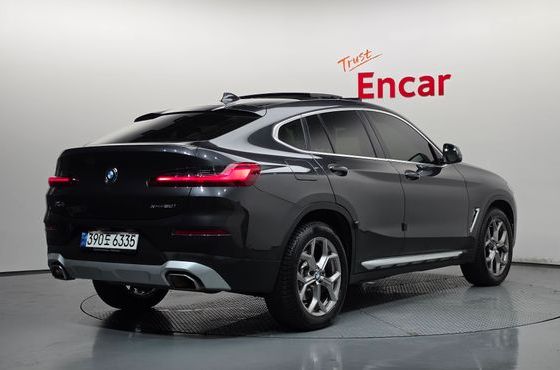 BMW X4 xDrive20i xLine — пробег 51 287 км — фото 2 из 5