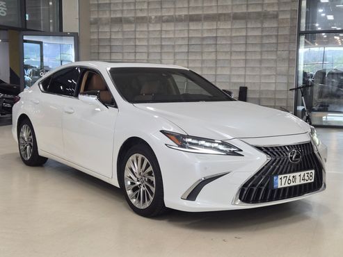 Lexus ES Executive — пробег 69 412 км — фото 3 из 5