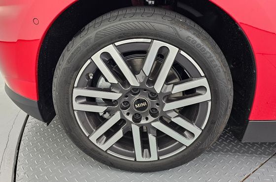Mini Cooper SE Classic — пробег 139 км — фото 5 из 5
