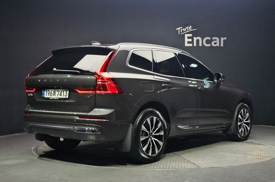 Volvo XC60 B5 Ultra Bright — пробег 15 848 км — фото 2 из 5