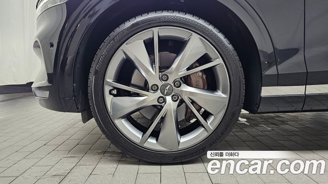 Genesis GV70 из Кореи Encar