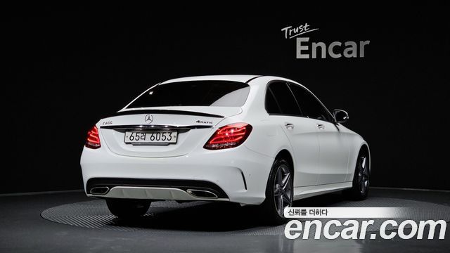 Mercedes-Benz C-Class C200 4MATIC AMG Line — пробег 104 360 км — фото 2 из 5