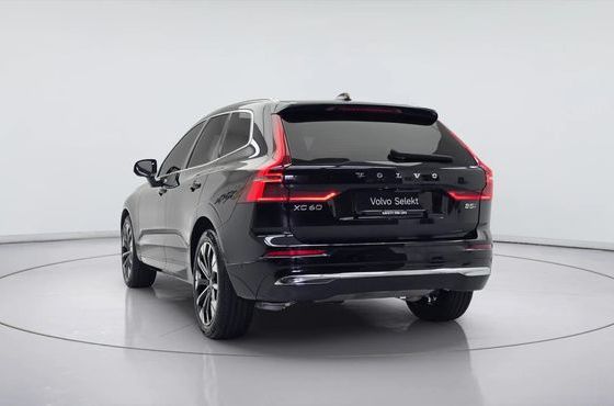 Volvo XC60 B5 Ultra Bright — пробег 992 км — фото 3 из 5