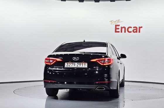 Hyundai Sonata 1.7 Diesel Smart — пробег 128 934 км — фото 4 из 5
