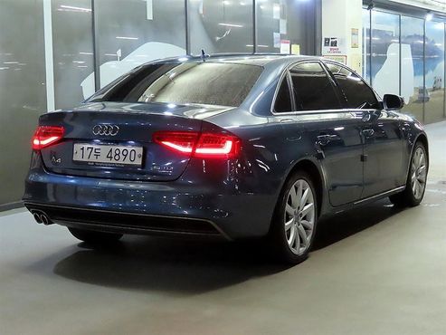 Audi A4 35 TDI Quattro Dynamic B8 — пробег 111 043 км — фото 4 из 5