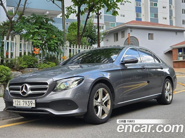 Mercedes-Benz E-Class из Кореи Encar
