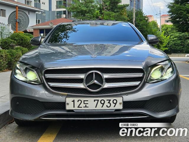 Mercedes-Benz E-Class из Кореи Encar