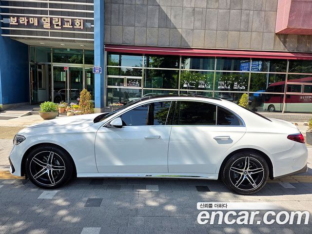 Mercedes-Benz E-Class E200 AMG Line — пробег 1 200 км — фото 3 из 5