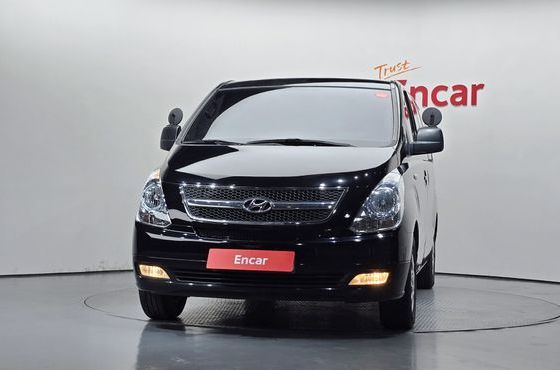 Hyundai Starex 12-Seater Wagon CVX Luxury — пробег 89 467 км — фото 3 из 5