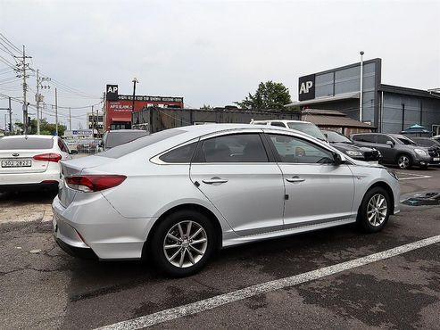 Hyundai Sonata LPI Style — пробег 184 714 км — фото 2 из 5