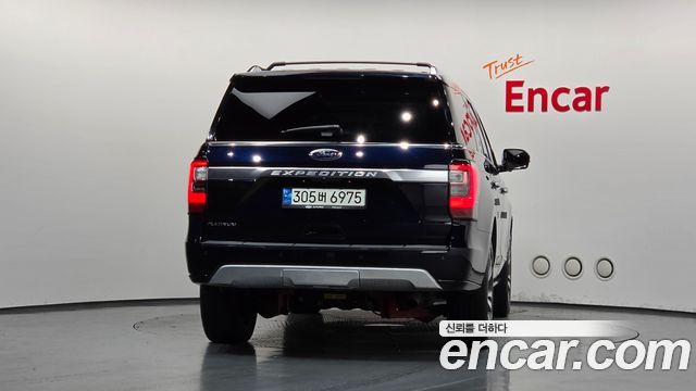 Ford Expedition Platinum 4WD 8Seater — пробег 36 471 км — фото 4 из 5