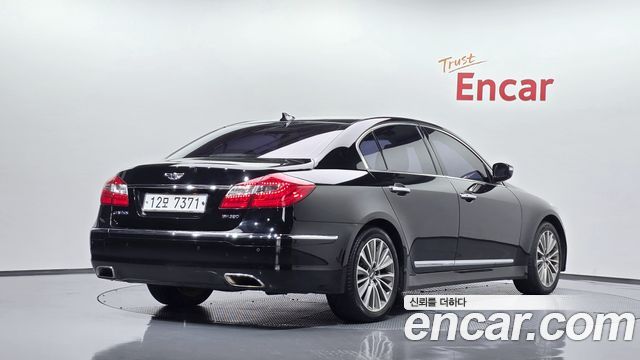 Hyundai Genesis из Кореи Encar