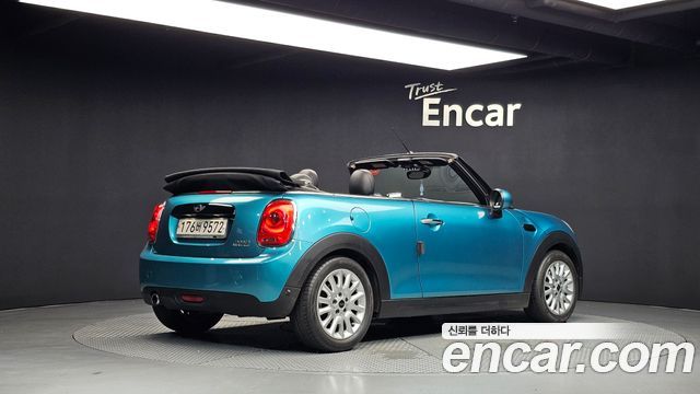 Mini Cooper Convertible Standard 3rd Generation — пробег 176 092 км — фото 2 из 5