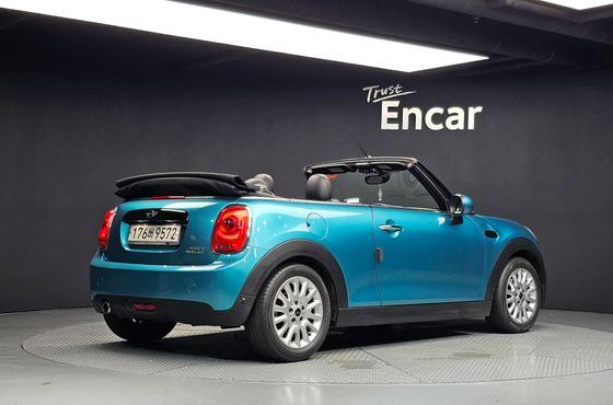 Mini Cooper Convertible Standard 3rd Generation — пробег 176 092 км — фото 2 из 5