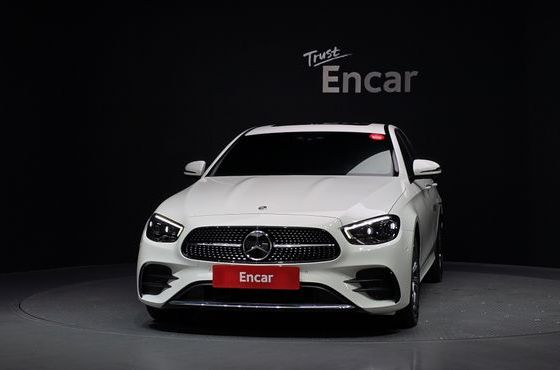 Mercedes-Benz E-Class E220d 4MATIC AMG Line — пробег 35 591 км — фото 3 из 5