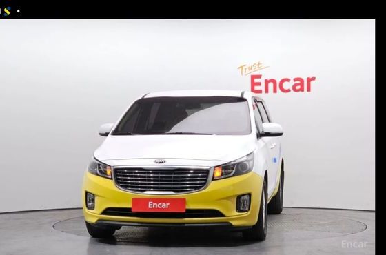Kia Carnival 6-seater Wheelchair lift — пробег 314 441 км — фото 3 из 5