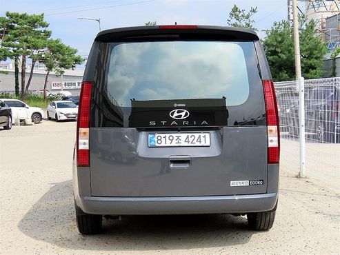 Hyundai Staria L3.5 Cargo 5-Seater Modern — пробег 20 632 км — фото 4 из 5