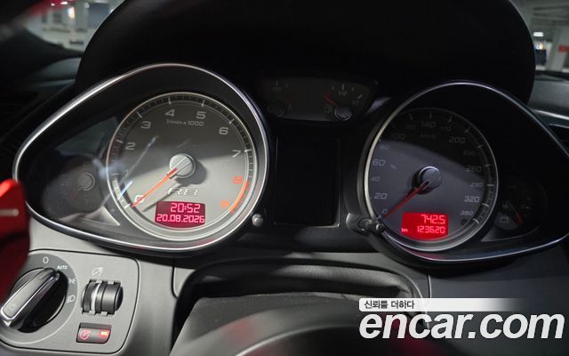 Audi R8 из Кореи Encar
