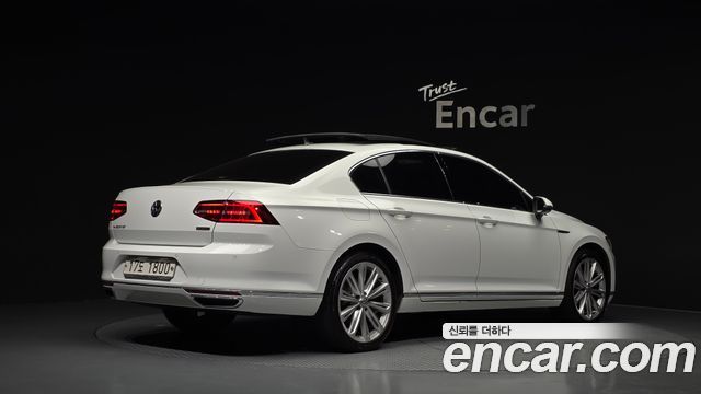Volkswagen Passat из Кореи Encar