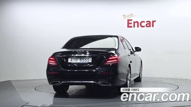 Mercedes-Benz E-Class из Кореи Encar