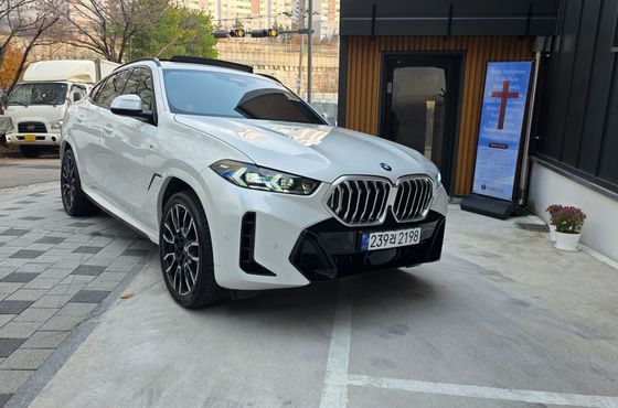 BMW X6 xDrive40i M Sport — пробег 51 000 км — фото 3 из 5