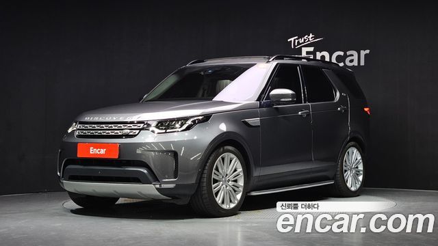 Land Rover Discovery 3.0 TD6 Launch Edition — пробег 151 258 км — фото 1 из 5