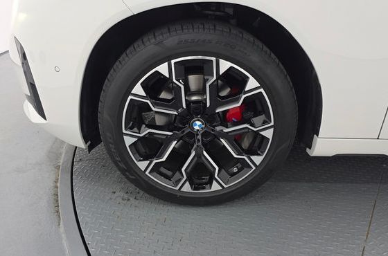 BMW X3 xDrive 30 M Sport Pro — пробег 6 943 км — фото 5 из 5
