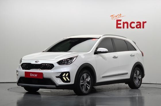 Kia Niro 1.6 HEV Noblesse Special — пробег 121 733 км — фото 1 из 5