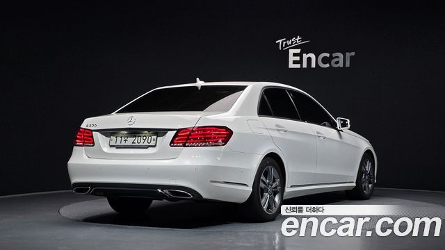 Mercedes-Benz E-Class E220 CDI Avantgarde — пробег 99 654 км — фото 2 из 5