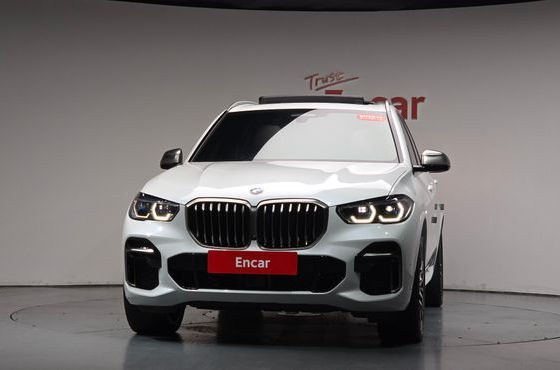 BMW X5 M50i — пробег 63 149 км — фото 3 из 5