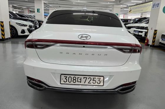 Hyundai Grandeur Premium — пробег 129 570 км — фото 4 из 5