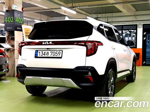 Kia Seltos из Кореи Encar
