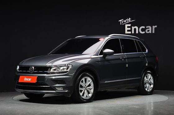Volkswagen Tiguan 2.0 TDI Premium — пробег 81 403 км — фото 1 из 5