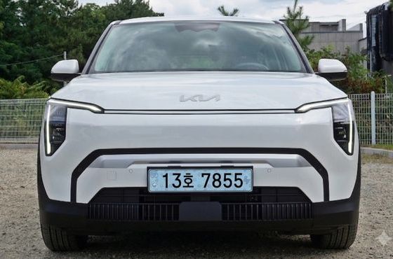 Kia EV3 Long Range 2WD AIr — пробег 30 км — фото 1 из 5