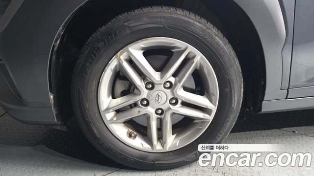 Hyundai Kona из Кореи Encar