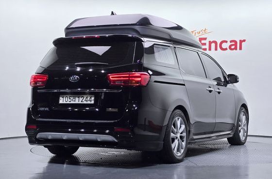 Kia Carnival 7-Seater Hi-Limousine President — пробег 144 297 км — фото 2 из 5