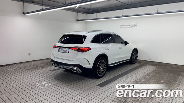 Mercedes-Benz GLC-Class GLC300 4MATIC AMG Line — пробег 8 288 км — фото 2 из 5