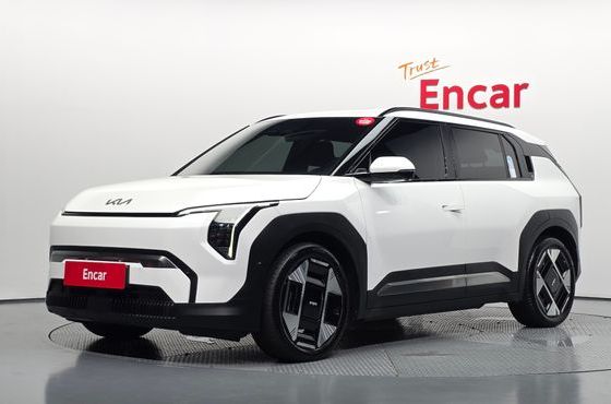 Kia EV3 Long Range 2WD Earth — пробег 33 343 км — фото 1 из 5