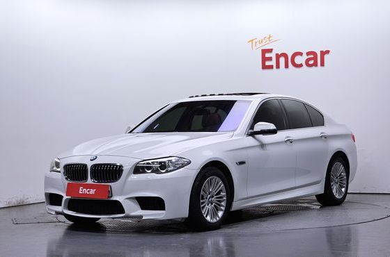 BMW 5-Series 520d xDrive — пробег 104 690 км — фото 1 из 5