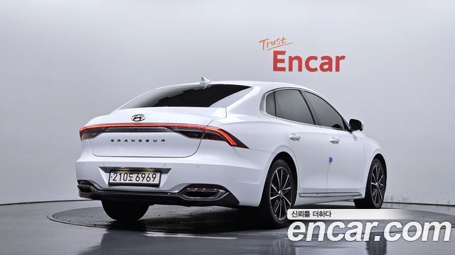 Hyundai Grandeur из Кореи Encar